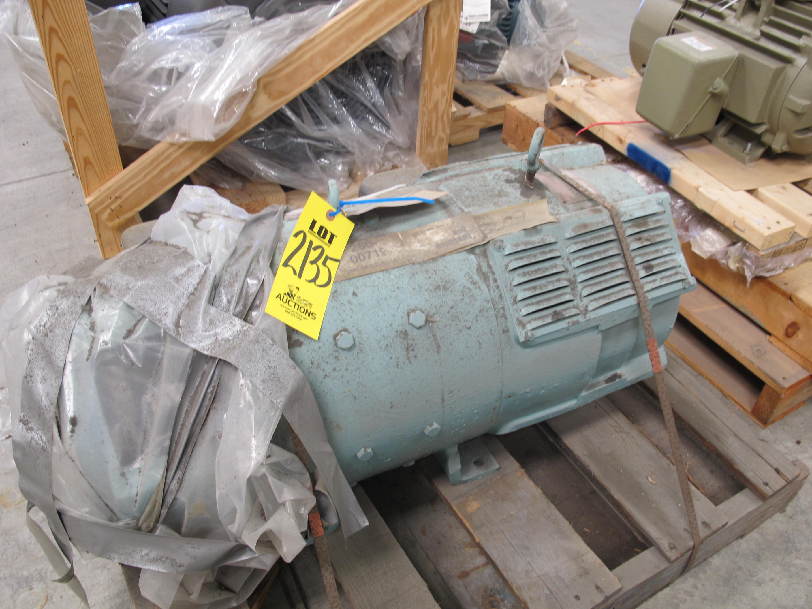 ASSEMBLY, MOTOR & GENERATOR TYPE, ELEVATOR KIND. 30 HP, 230VAC/3 PHASE, 1750 RPM, 320T FRAME MOTOR AND 20KW, 23.4A, 230VDC, 326A FRAME GENERATOR FOR ELEVATOR OPERATIONS (W-44) LOADING & HANDLING FEE $15-